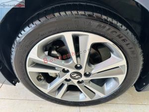 Xe Hyundai Elantra 2.0 AT 2017