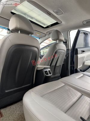 Xe Hyundai Elantra 2.0 AT 2017