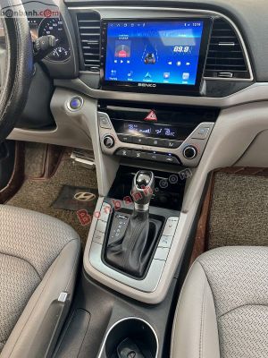 Xe Hyundai Elantra 2.0 AT 2017