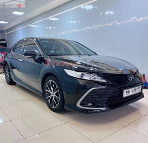Xe Toyota Camry 2.0Q 2022