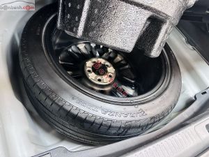 Xe Toyota Camry 2.0Q 2022